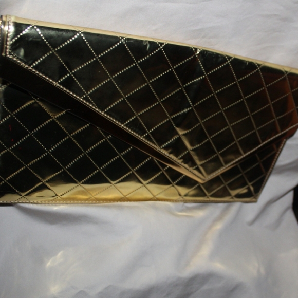 BCBGMAXAZRIA Gold "Suri" Envelope Clutch - Picture 9 of 16